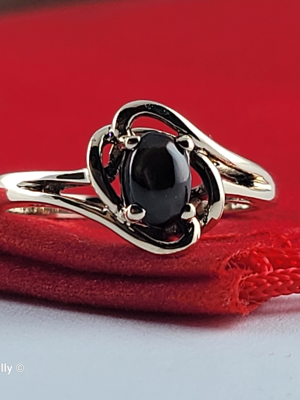 10K Yellow Gold Black Star Sapphire Ring Size 6 - Solid Gold! 👌🎁